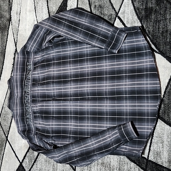 GENUINE HARLEY DAVIDSON EMBROIDERED BLACK & GRAY PLAID BUTTON LONG-SLEEVED SHIRT - Picture 2 of 14